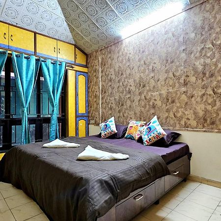 Elephant House - Boutique Hostel & Cowork Meribel Village ภายนอก รูปภาพ